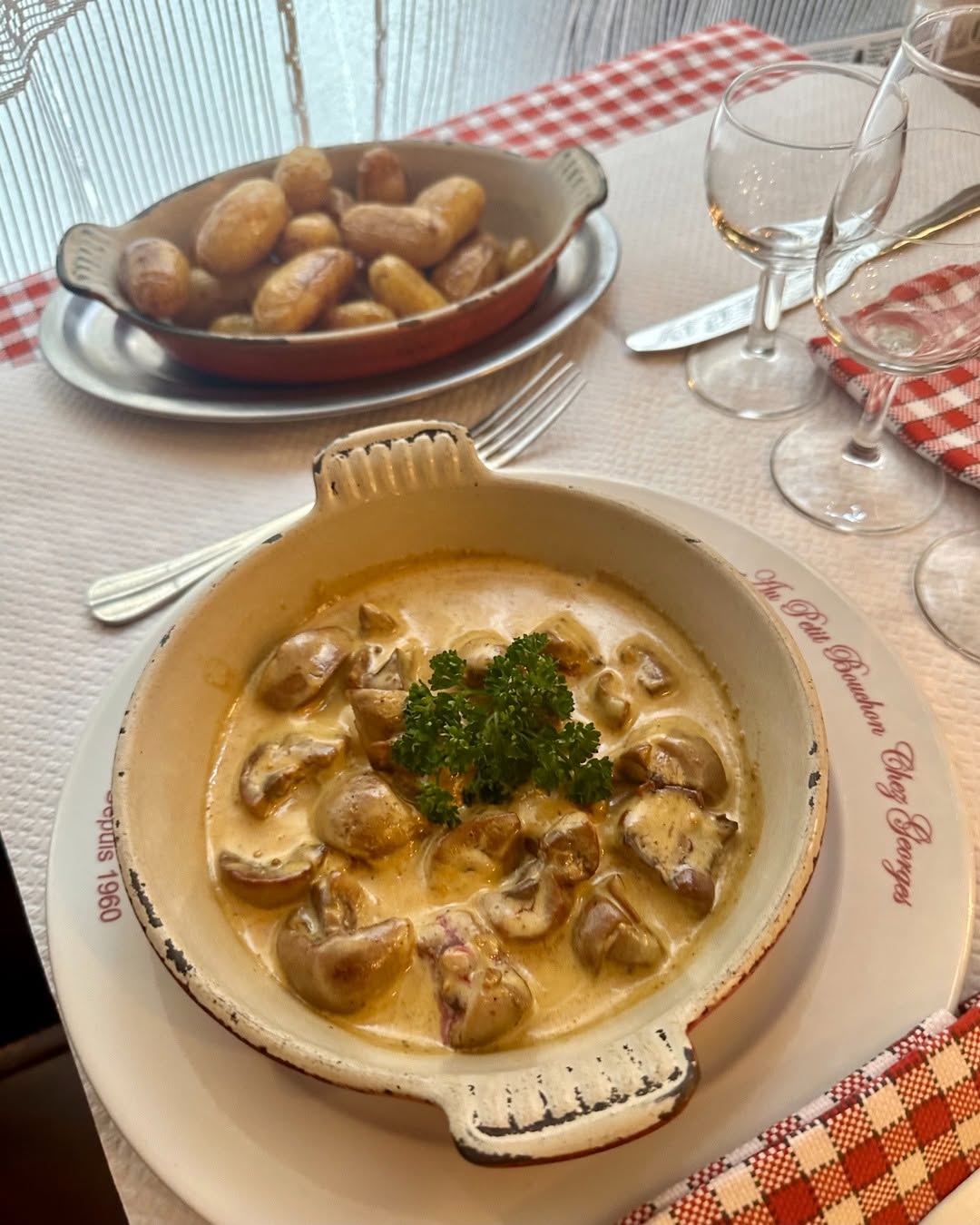 Au Petit Bouchon Chez Georges sur Instagram
