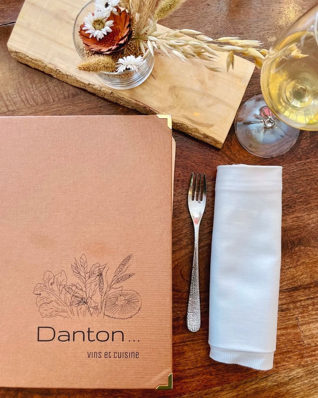 Danton... sur Instagram
