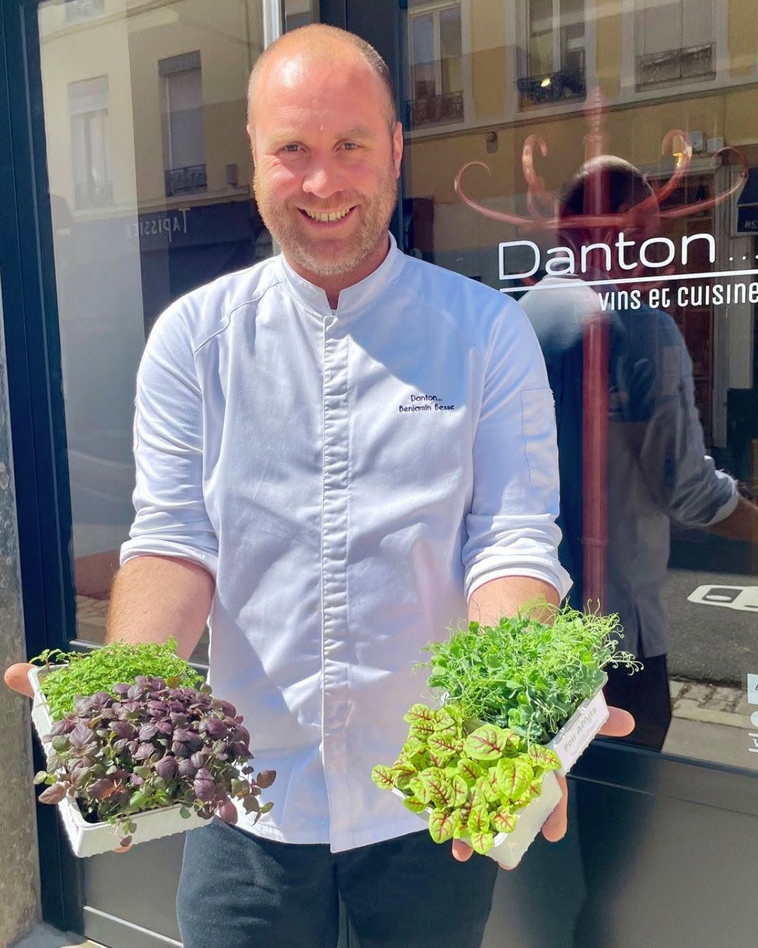 Danton... sur Instagram