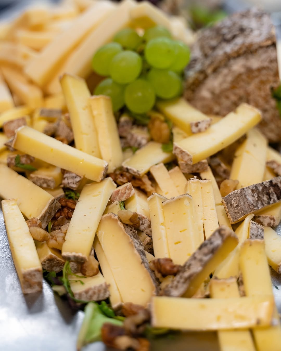 Les Grands Buffets Lyonnais sur Instagram